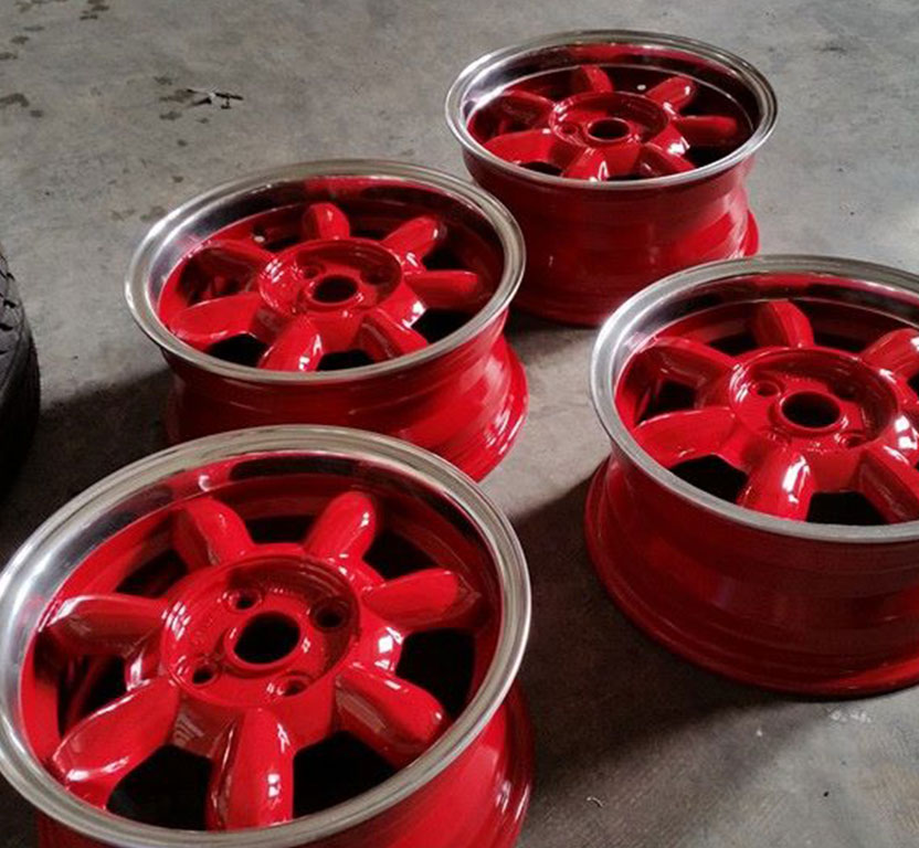 Red Solid Gloss Colour Tyres